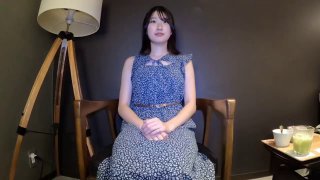 胸部丰满的网络摄像头宝贝Toni Taylor在高清视频中变得淘气